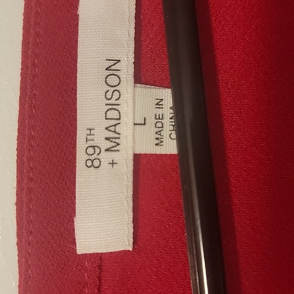 Red top - Picture 5 of 5